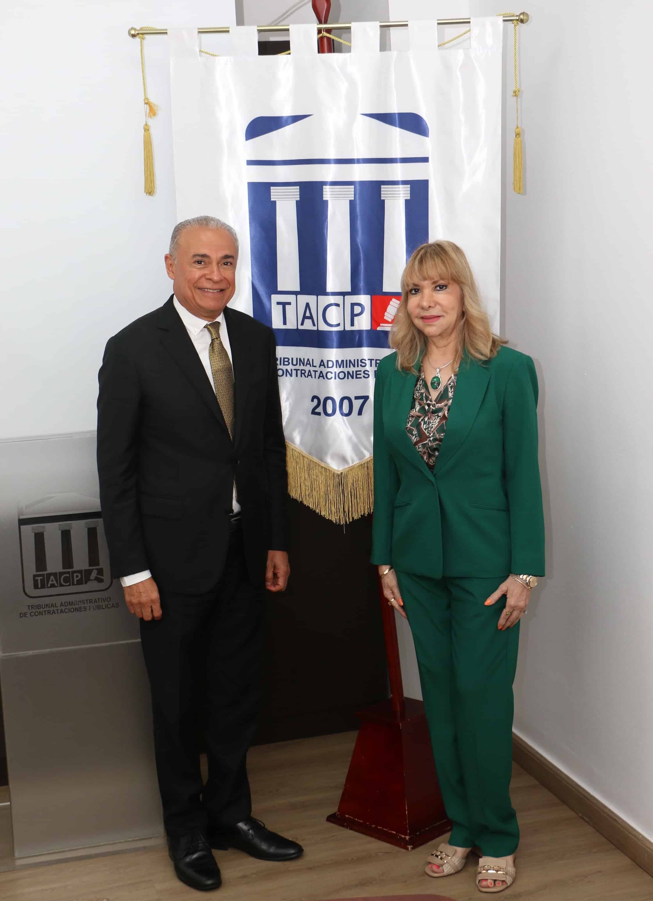 El Presidente de la República designó en el  Tribunal Administrativo de Contrataciones Publicas a dos nuevos Magistrados.